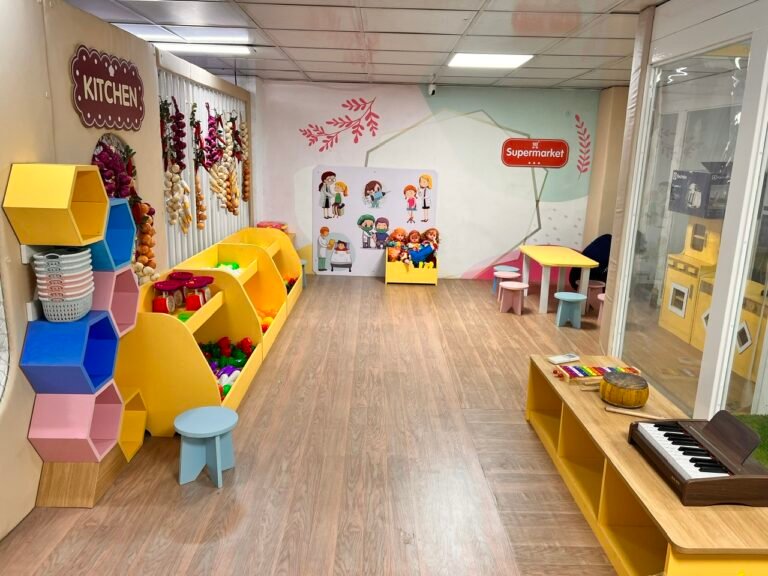 Khu nhập vai cho trẻ tại khu vui chơi Zland Biên Hòa – Hoa Sen Hồng