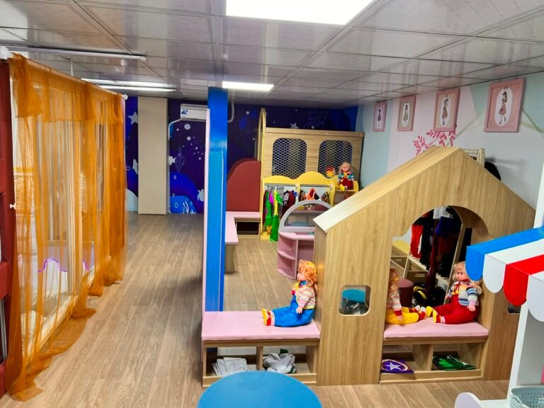 Nhà chơi và khu vận động tại khu vui chơi Zland Biên Hòa – Hoa Sen Hồng